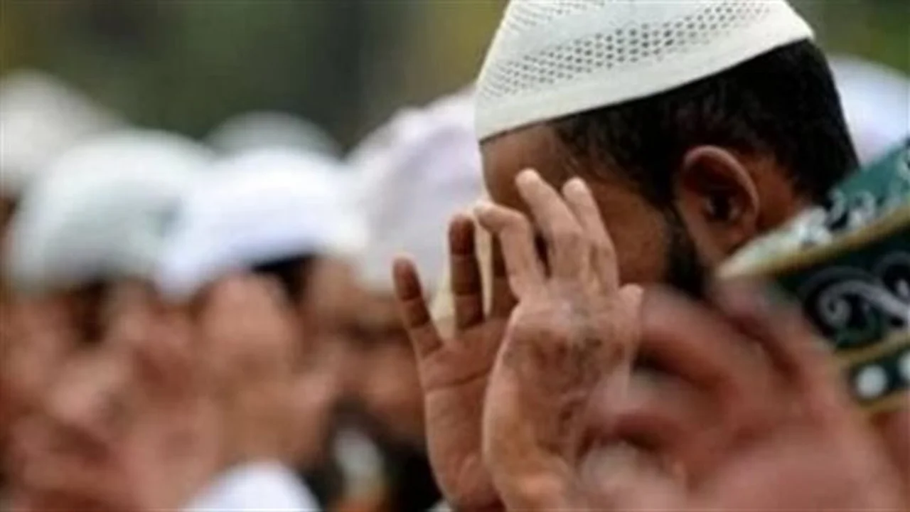 فروق التوقيت.. مواقيت الصلاة في محافظات مصر اليوم الخميس بين الوجهين